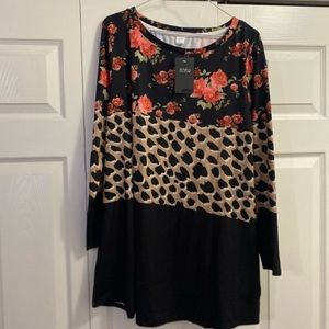 New with tags, gorgeous nanu tunic